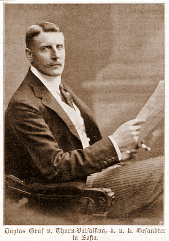 граф Дуглас фон-Турн-унд-Вальсассина 1900е.jpg